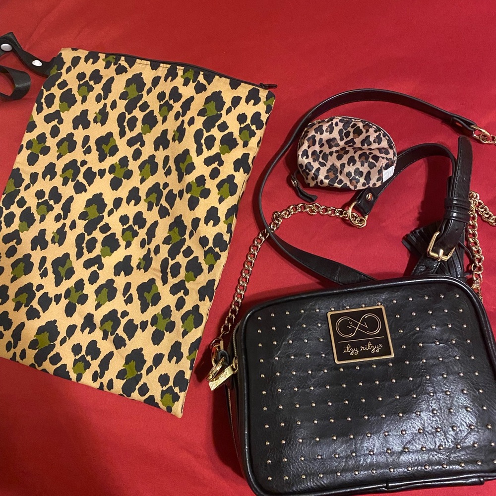 Itzy Ritzy Chelsea and Cole Crossbody Diaper Bag and Accessories
